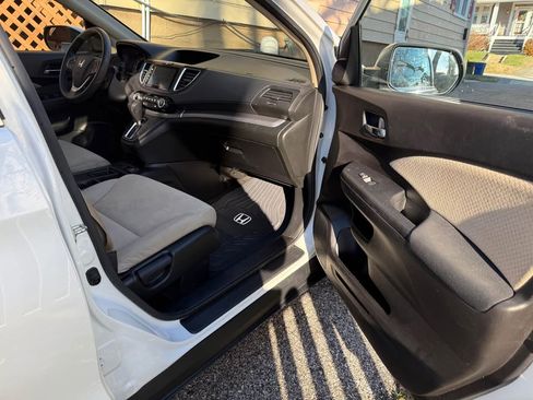 Used 2015 Honda CR-V EX image 5