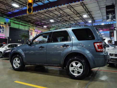 Used 2011 Ford Escape XLT image 12