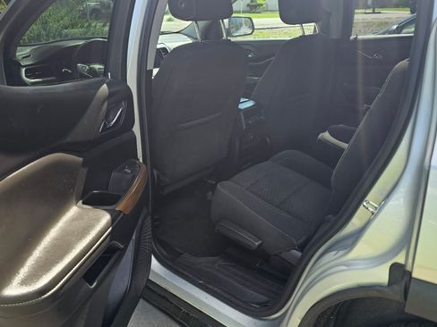 Used 2018 GMC Acadia AWD SLE w/ SLE-2 image 9
