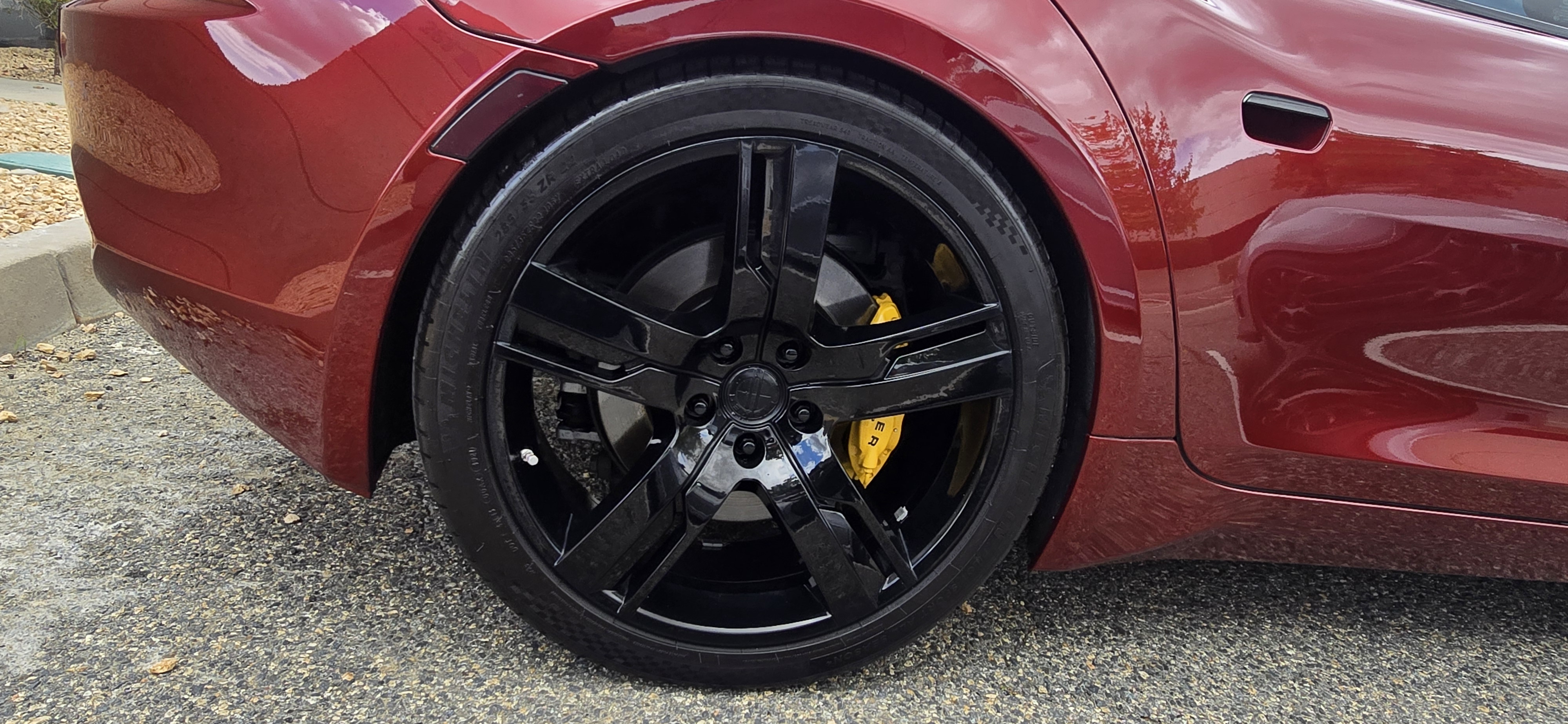 Used 2012 Fisker Karma EcoSport Sedan 4D RWD image 33