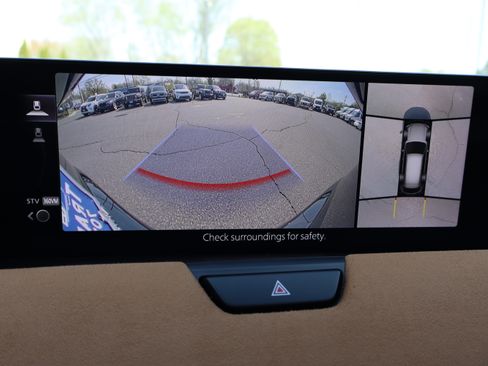 Used 2024 MAZDA CX-90 image 33