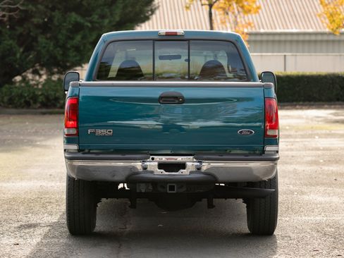 Used 2001 Ford F350 XLT image 6