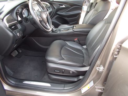 Used 2019 Buick Envision Essence image 16