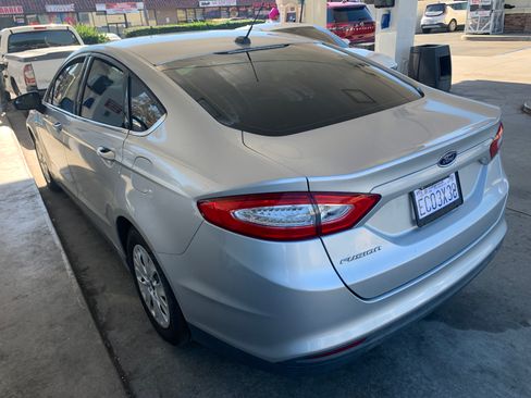 Used 2016 Ford Fusion S FWD image 12