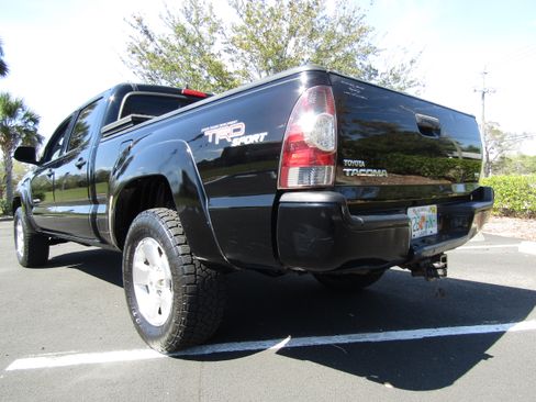 Used 2013 Toyota Tacoma 4x4 Double Cab TRD Off Road image 3