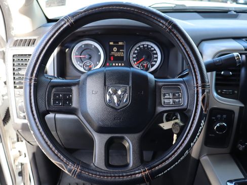 Used 2013 RAM 2500 SLT image 24