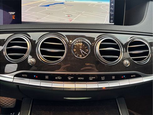 Used 2018 Mercedes-Benz S 560 S 560 Sedan 4D image 31