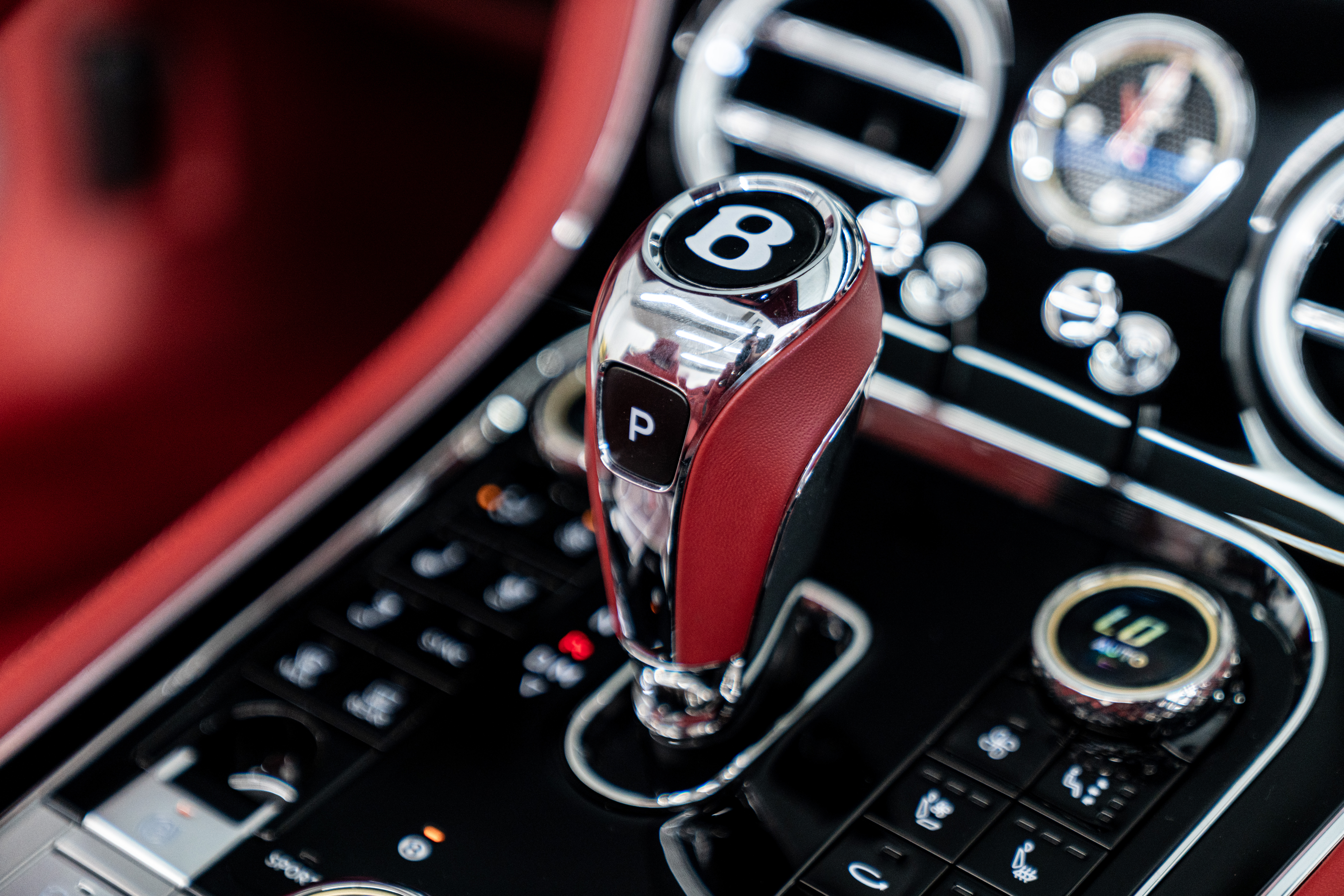 Used 2025 Bentley Continental GTC Speed AWD/4WD image 49