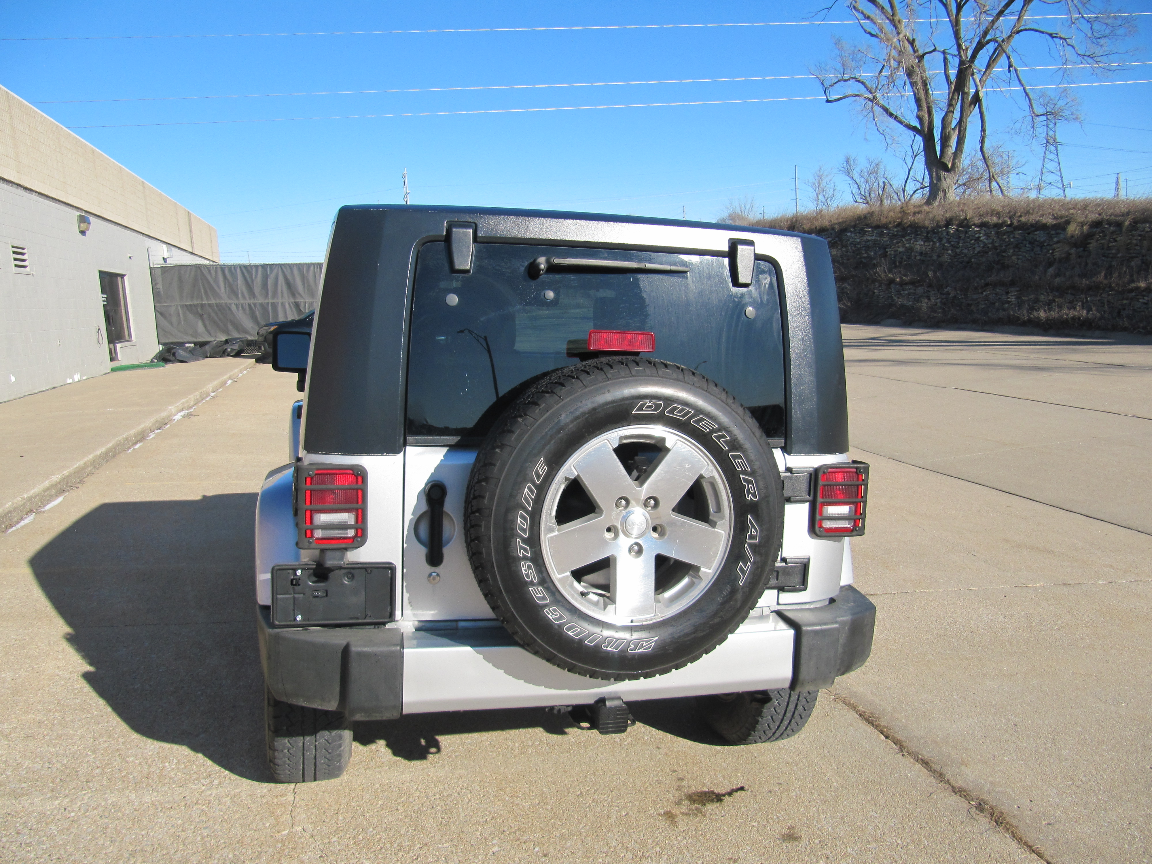 Used 2008 Jeep Wrangler Sahara AWD/4WD image 7
