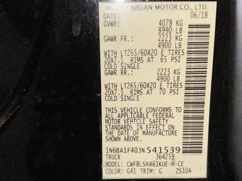 Used 2018 Nissan Titan XD SV image 21