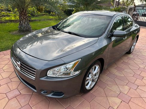 Used 2014 Nissan Maxima SL FWD image 1