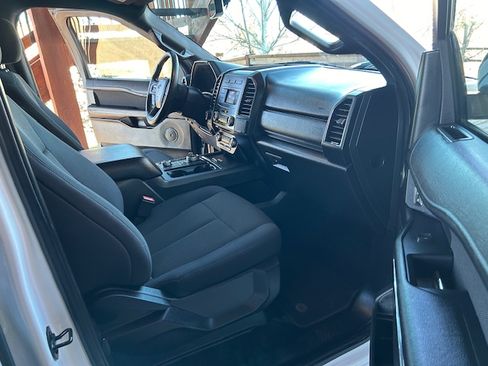 Used 2018 Ford Expedition Max XL image 11