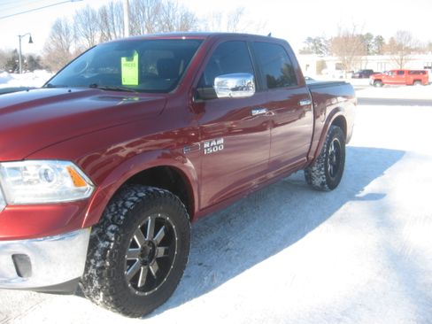 Used 2015 RAM 1500 Laramie image 1