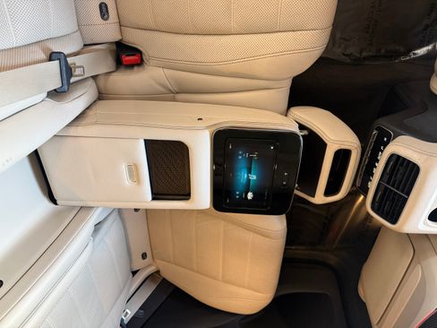 Used 2020 Mercedes-Benz GLS 580 image 47