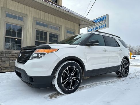 Used 2015 Ford Explorer Sport image 1