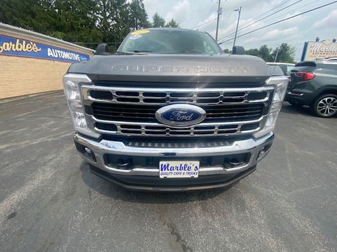 Used 2025 Ford F350 4x4 Crew Cab Super Duty image 4