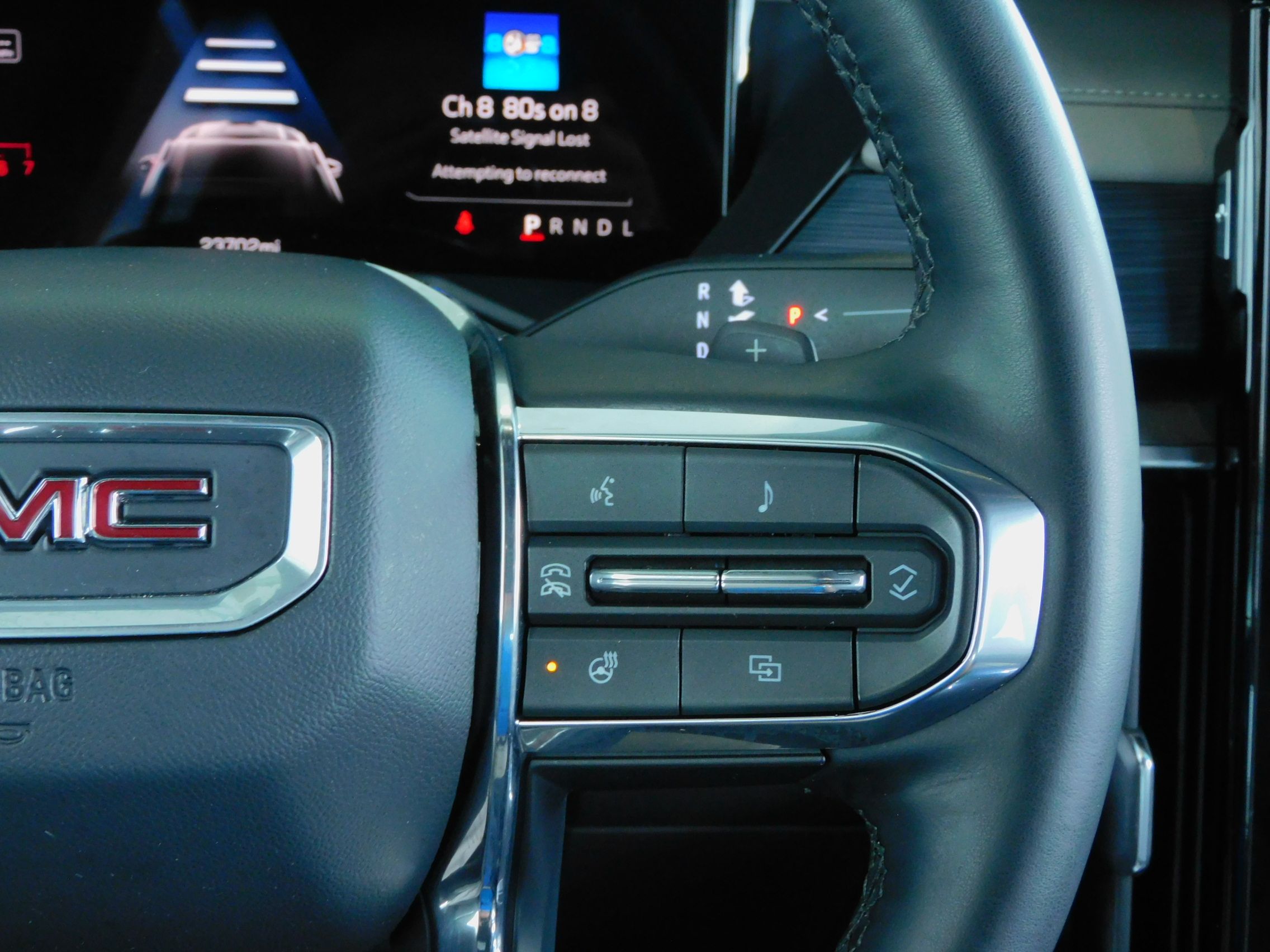 Used 2026 GMC Acadia FWD Elevation image 28