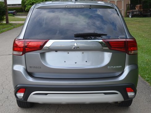 Used 2019 Mitsubishi Outlander 4WD ES image 4