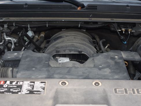 Used 2019 Chevrolet Tahoe 4WD image 39