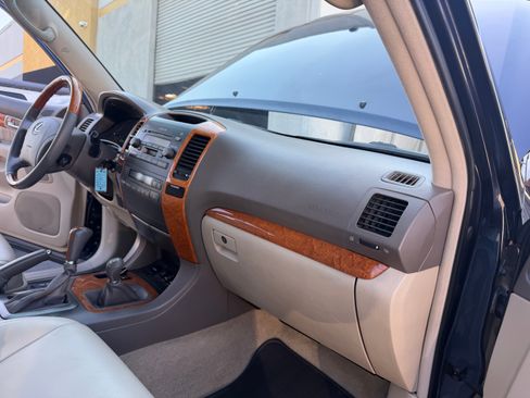 Used 2004 Lexus GX 470 UNAVAIL AWD/4WD image 37