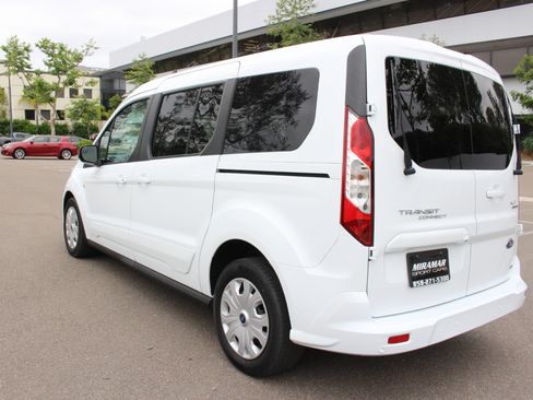 Used 2021 Ford Transit Connect XLT Long Wheel Base Wagon FWD image 3