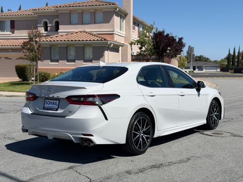 Used 2023 Toyota Camry SE w/ Nightshade FWD image 8