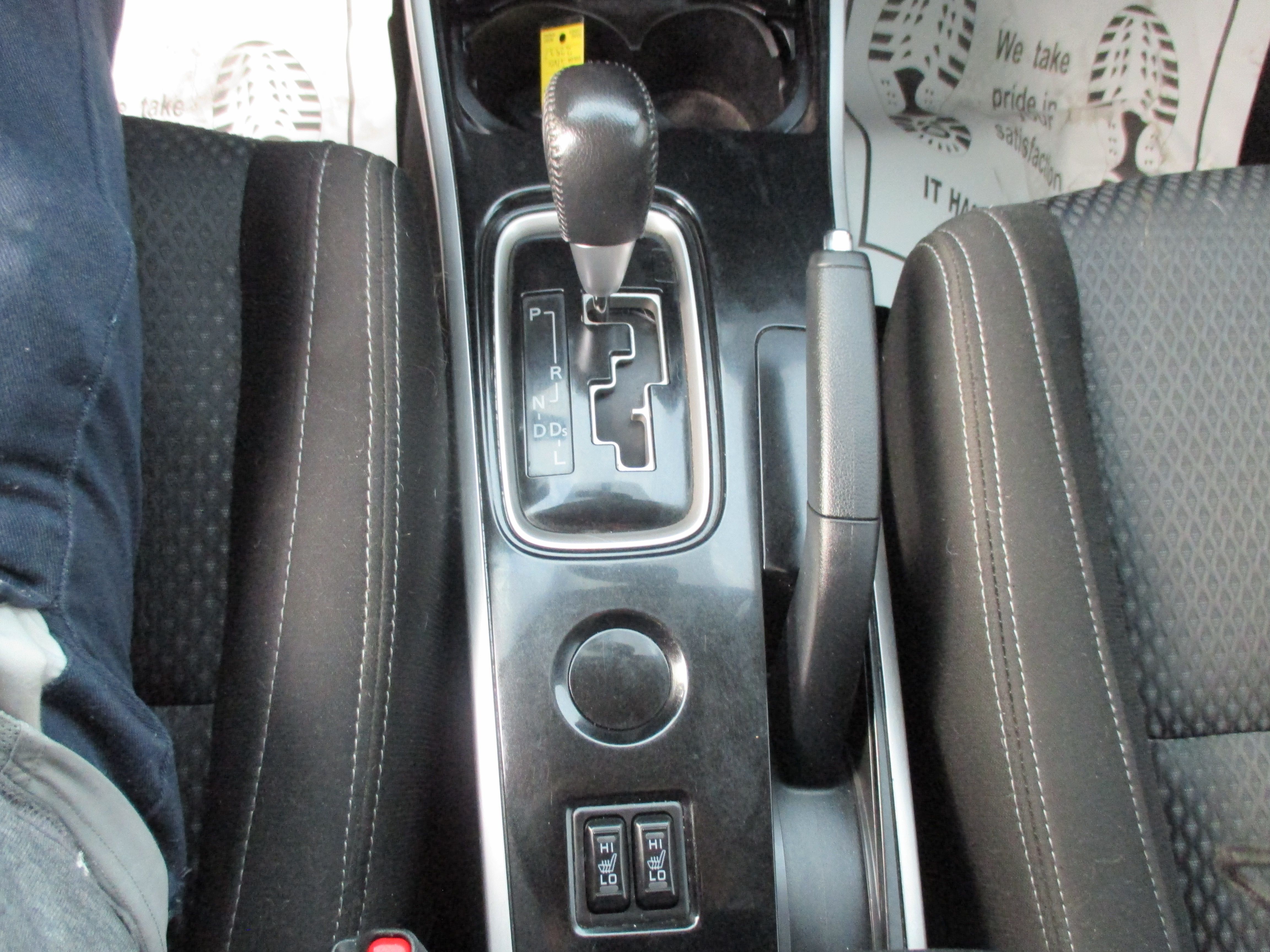 Used 2018 Mitsubishi Outlander SE w/ Tech Package FWD image 7