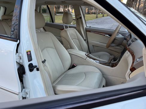 Used 2004 Mercedes-Benz E 320 image 21