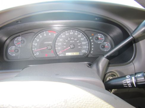 Used 2006 Toyota Tundra Darrell Waltrip Edition image 15