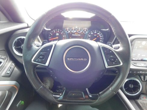 Used 2017 Chevrolet Camaro SS Coupe w/ 2SS RWD image 12
