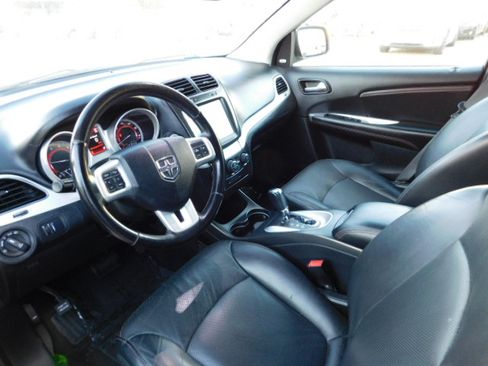 Used 2019 Dodge Journey GT image 9