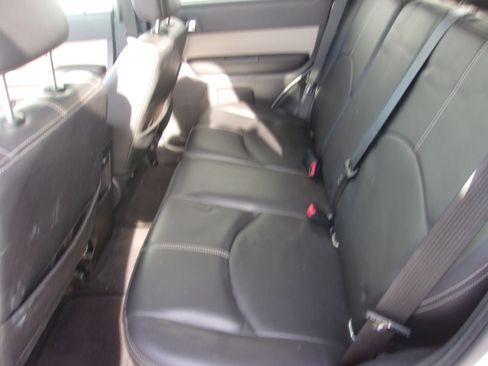 Used 2010 Mercury Mariner Premier image 6