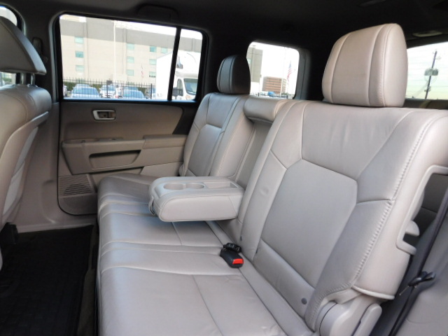 Used 2015 Honda Pilot FWD EX-L w/ Navigation image 19