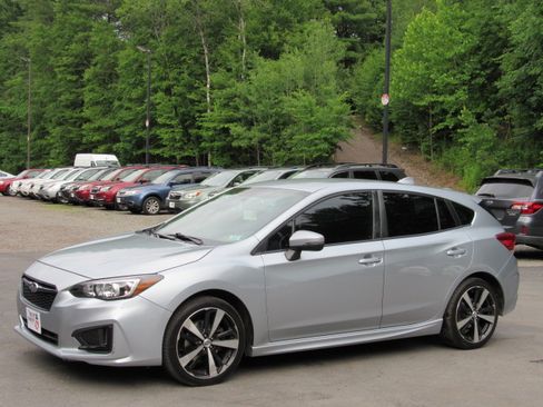 Used 2017 Subaru Impreza 2.0i Sport Hatchback AWD/4WD image 3