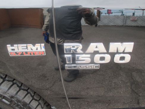 Used 2019 RAM 1500 Classic Tradesman image 5