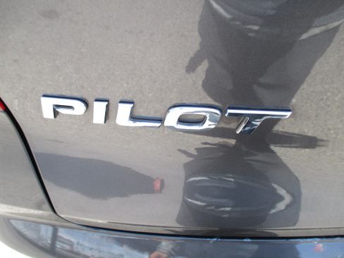 Used 2018 Honda Pilot EX-L w/ Navigation image 12