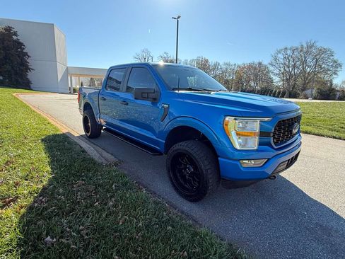 Used 2021 Ford F150 STX image 3