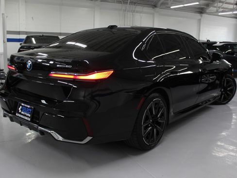 Used 2024 BMW i7 eDrive50 RWD image 7
