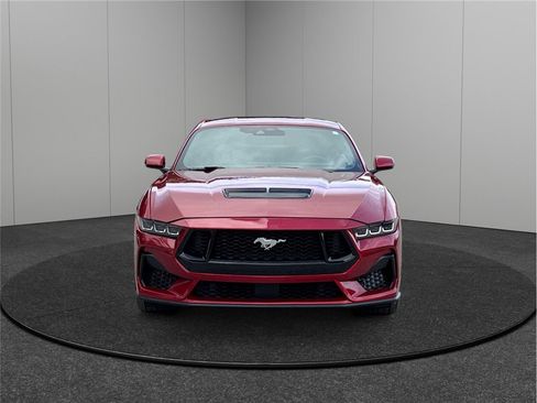 Used 2024 Ford Mustang GT Premium image 3