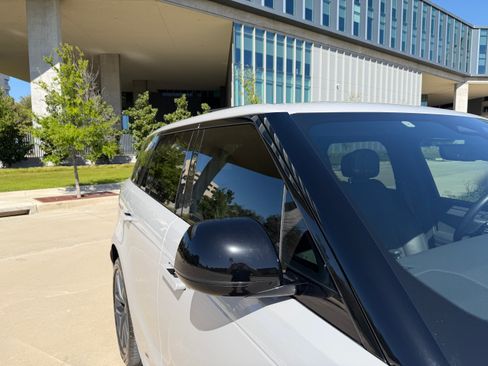 Used 2024 Land Rover Range Rover Sport Dynamic SE image 24