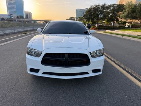 Used 2014 Dodge Charger AWD/4WD image 8