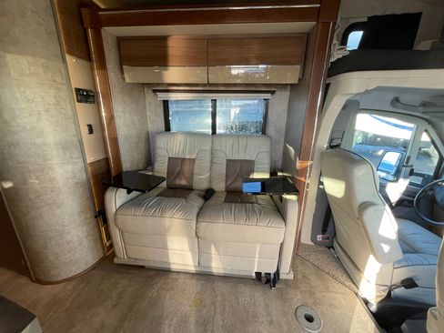 Used 2015 Mercedes-Benz Sprinter 4500 image 8