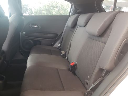 Used 2019 Honda HR-V Sport image 10