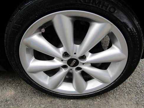 Used 2011 MINI Cooper S image 14