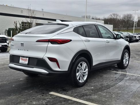 New 2026 Buick Envista Preferred image 8