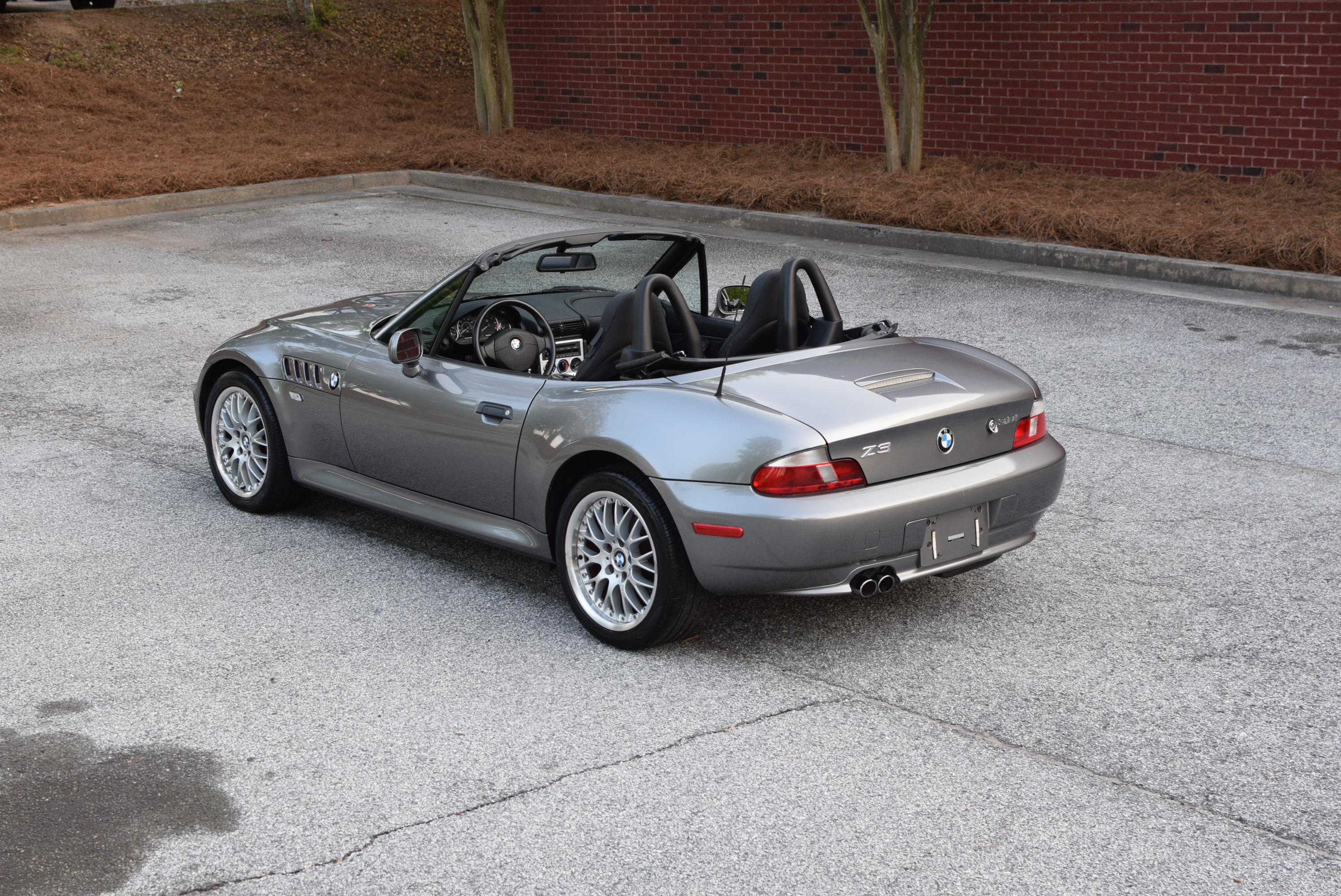 Used 2001 BMW Z3 3.0i RWD image 28
