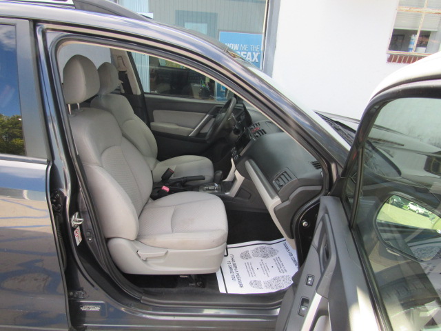 Used 2014 Subaru Forester 2.5i Premium AWD/4WD image 19