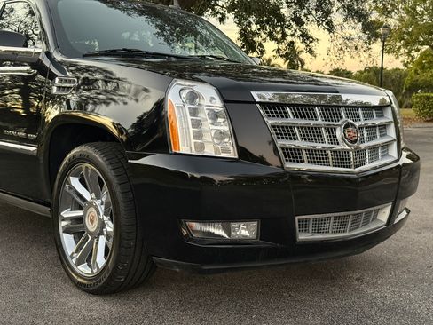 Used 2014 Cadillac Escalade ESV Platinum image 70