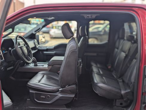 Used 2015 Ford F150 XLT image 16