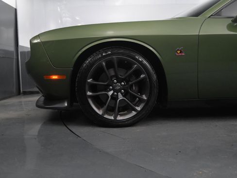 Used 2021 Dodge Challenger R/T Scat Pack image 9
